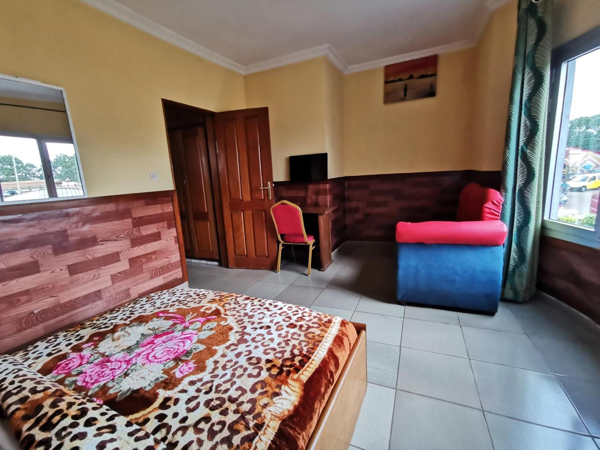 Tchatcha Hotel Yaounde Exterior photo