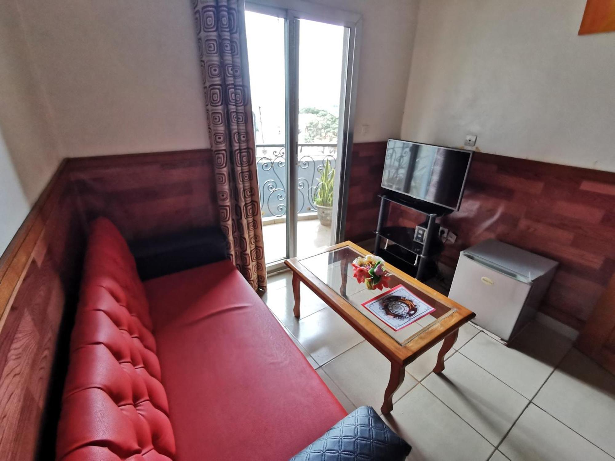 Tchatcha Hotel Yaounde Exterior photo