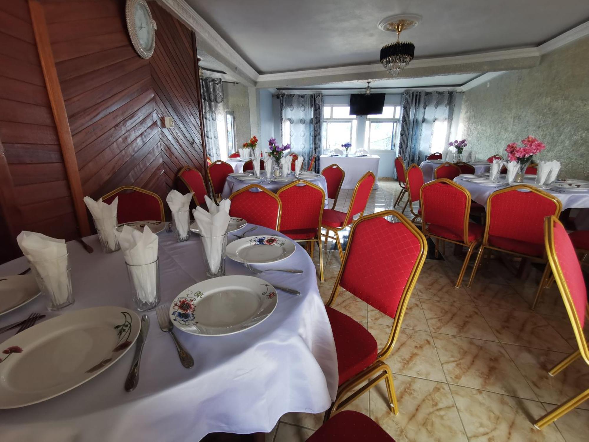 Tchatcha Hotel Yaounde Exterior photo