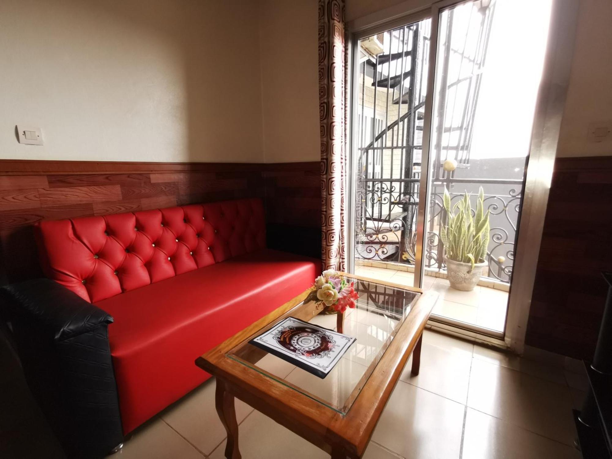Tchatcha Hotel Yaounde Exterior photo