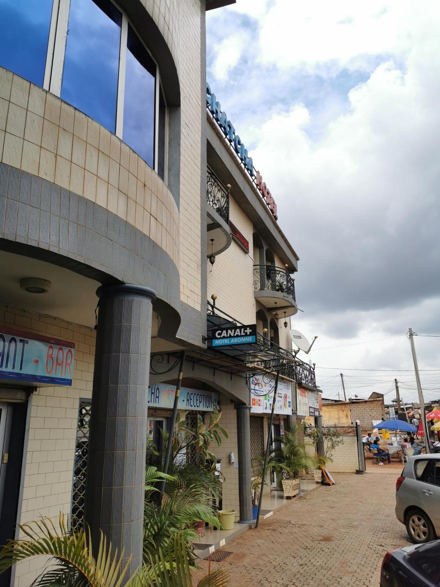 Tchatcha Hotel Yaounde Exterior photo