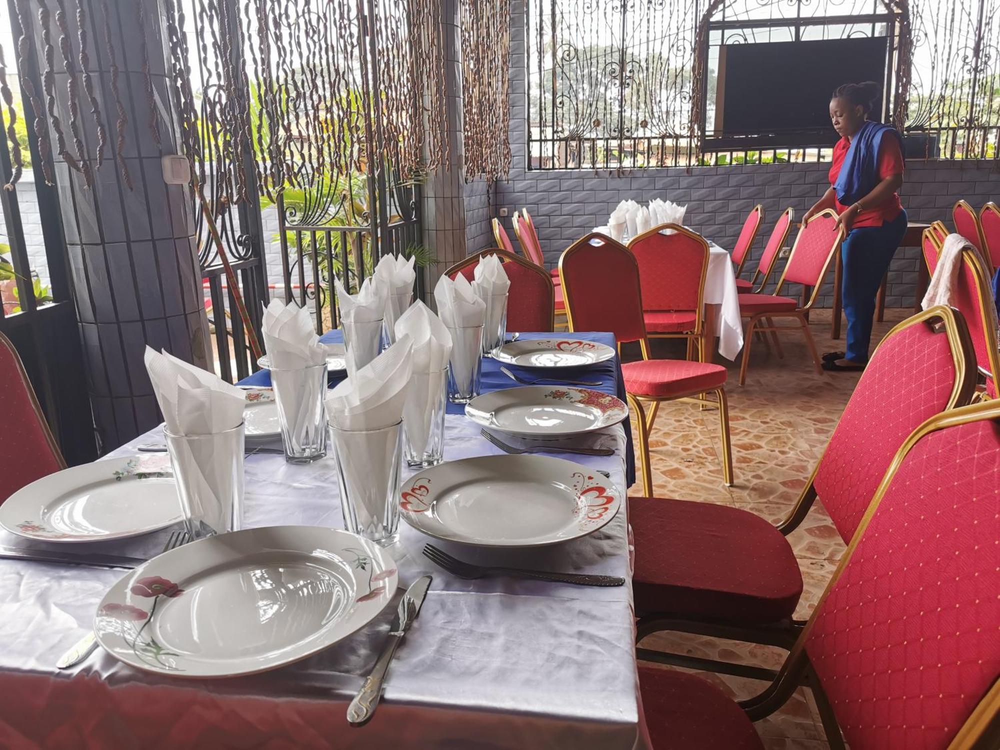Tchatcha Hotel Yaounde Exterior photo