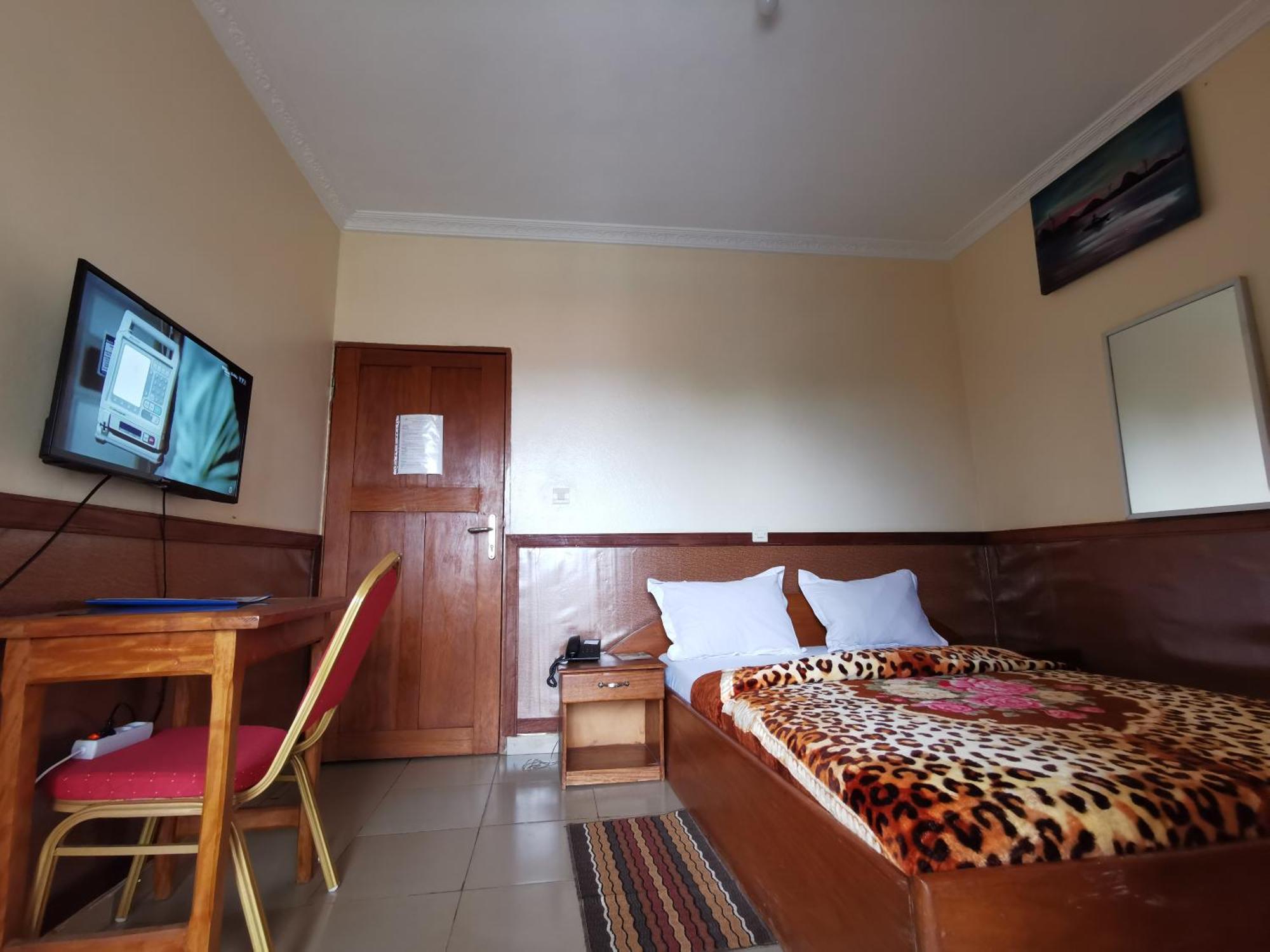 Tchatcha Hotel Yaounde Exterior photo